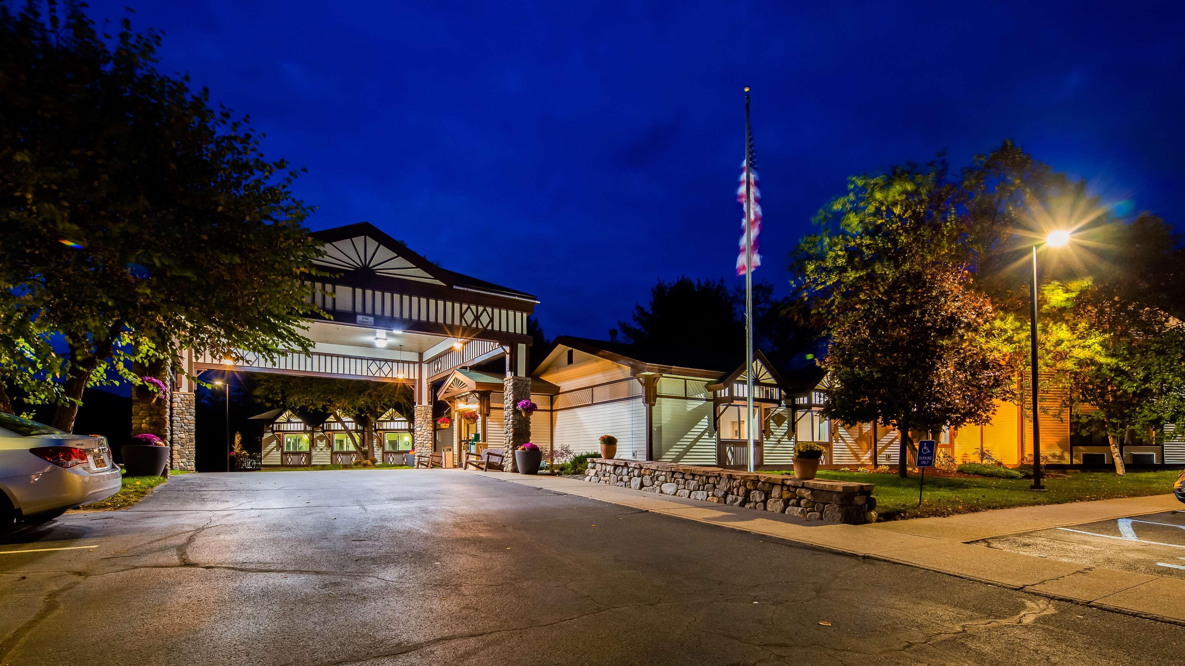 Best Western Saranac Lake Exterior photo