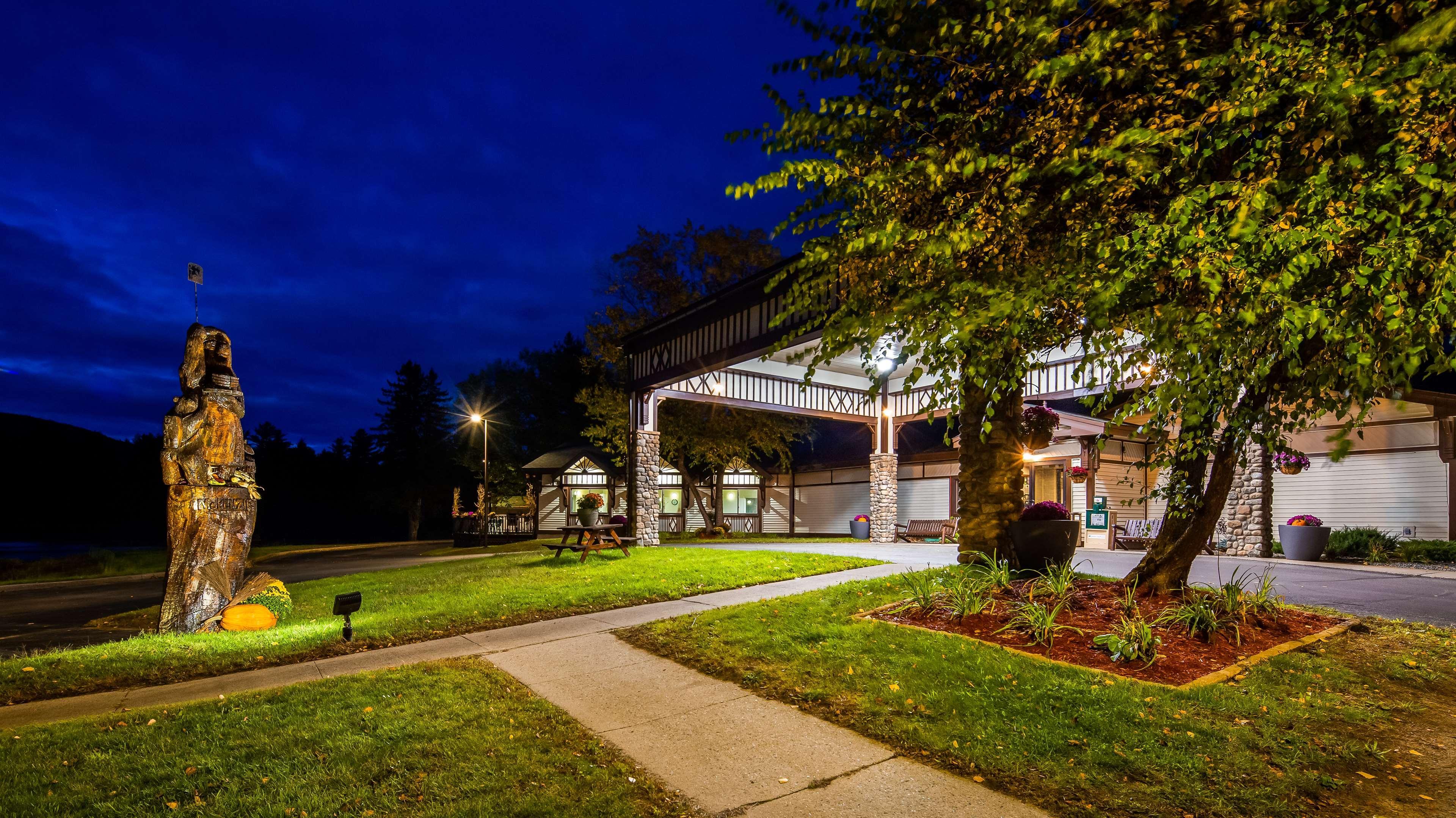 Best Western Saranac Lake Exterior photo