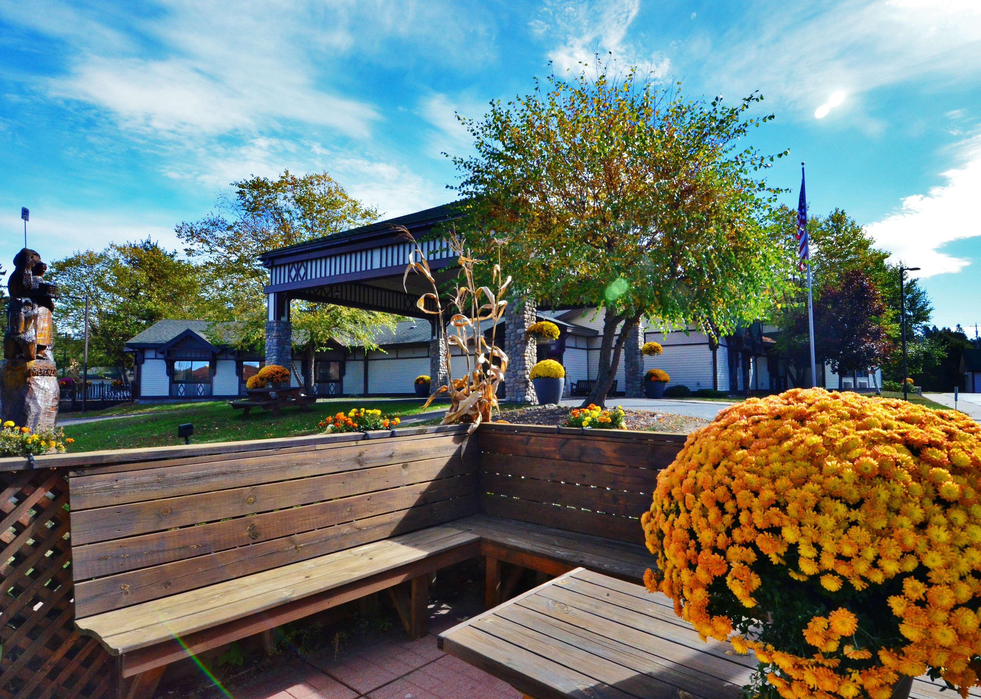 Best Western Saranac Lake Exterior photo