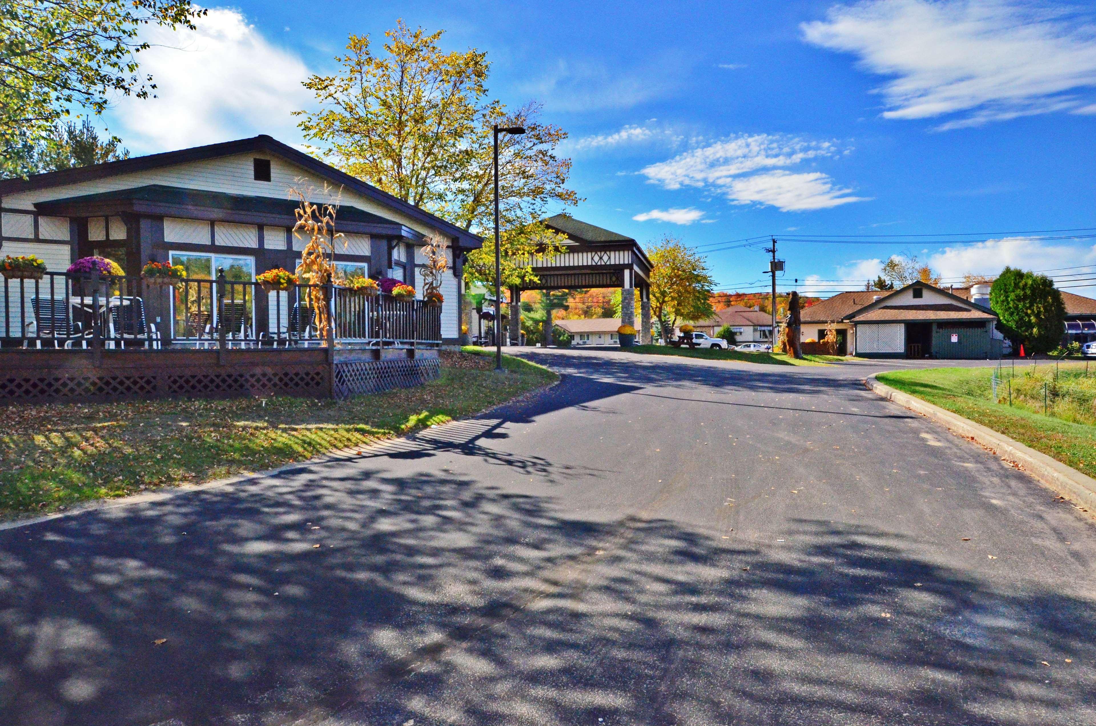 Best Western Saranac Lake Exterior photo
