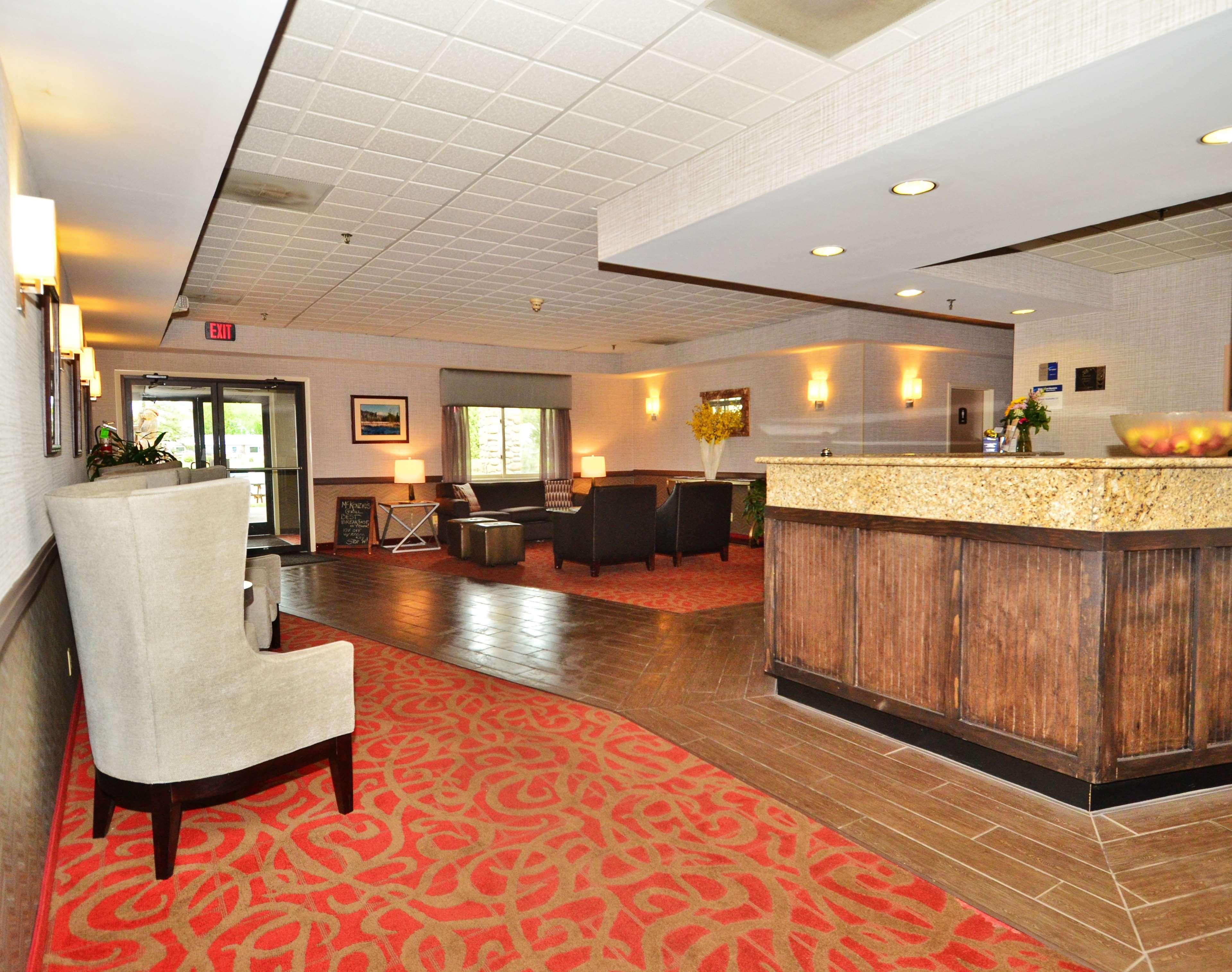 Best Western Saranac Lake Exterior photo