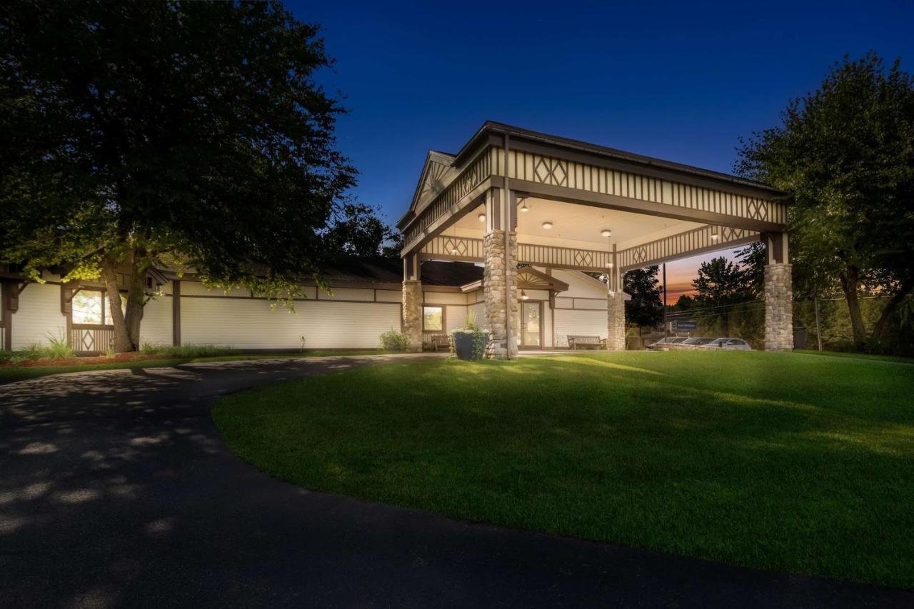 Best Western Saranac Lake Exterior photo
