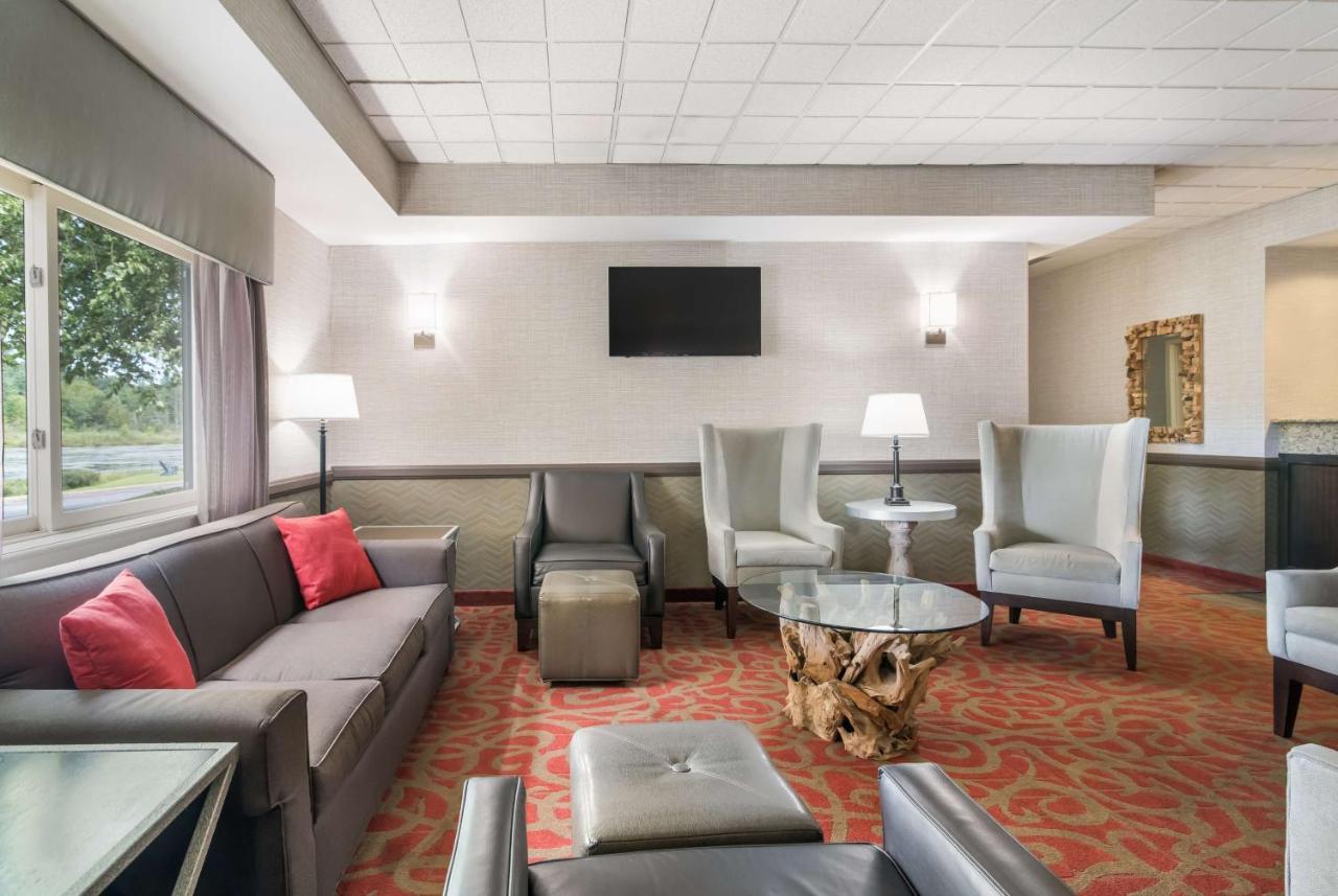 Best Western Saranac Lake Exterior photo