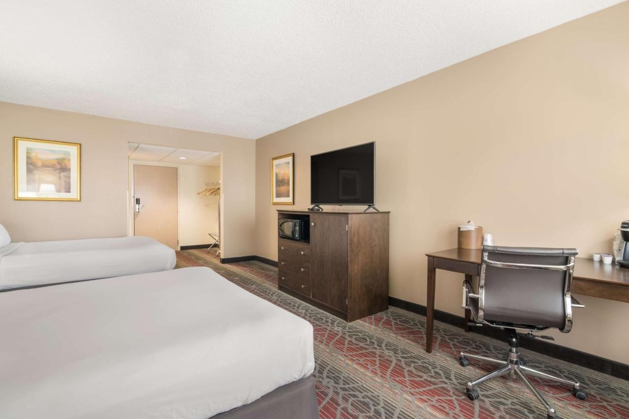 Best Western Saranac Lake Exterior photo
