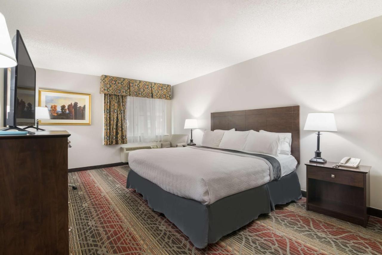 Best Western Saranac Lake Exterior photo